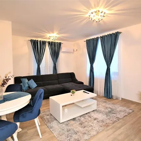 Blue Apartmán Năvodari